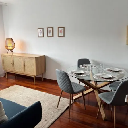 Apartment Villalomba *